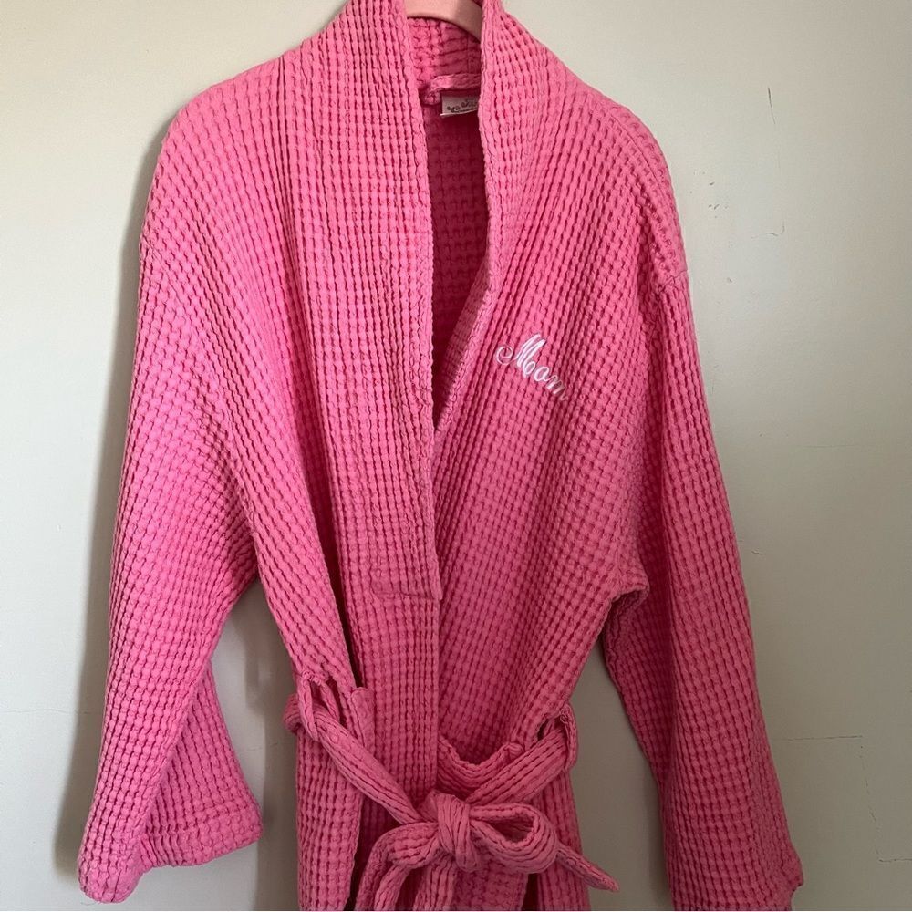The Company Store Waffle Robe Pink “Mom” Embroidery